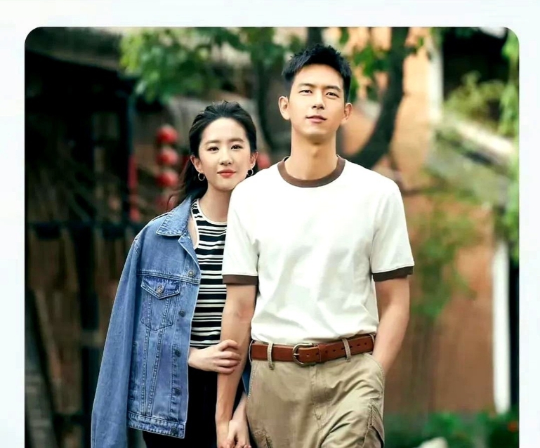 刘亦菲和李现官宣了！

！

！

两人已经官宣好消息了，刘亦菲饰演的《玫瑰的故