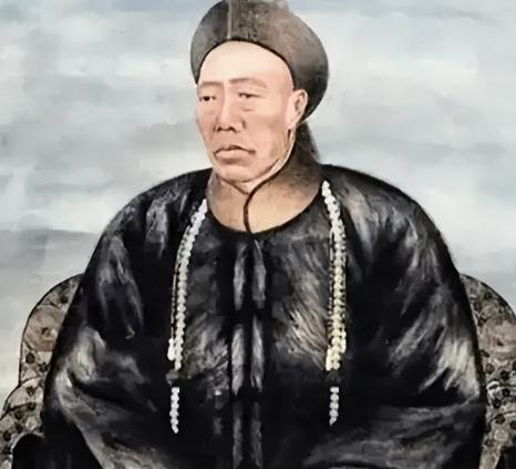 1908年慈禧太后去世，李莲英请求回老家养老，隆裕太后面色不善，心想：“你做了多