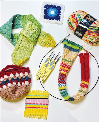 太原：体验指尖创造 分享手作乐趣 年轻人爱上手工编织