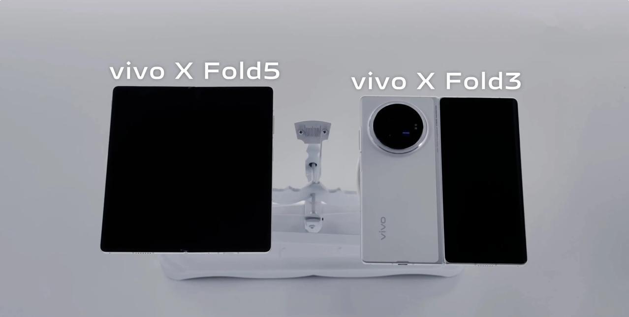 月底会有2款大折叠屏手机发布，荣耀Magic V5和vivo X Fold5，两