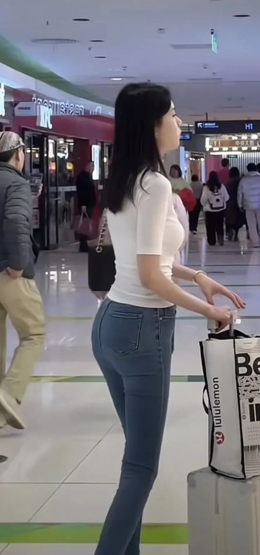 看了长寿。娶了短寿。不看不娶最难受。唯有看评论是享受。