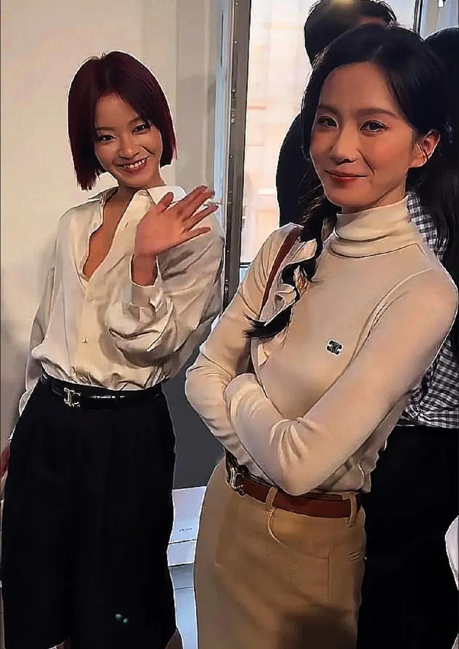 这两位的画面堪称视觉盛宴。刘诗诗一袭素雅长裙，举手投足间尽显东方古典韵味，温婉端