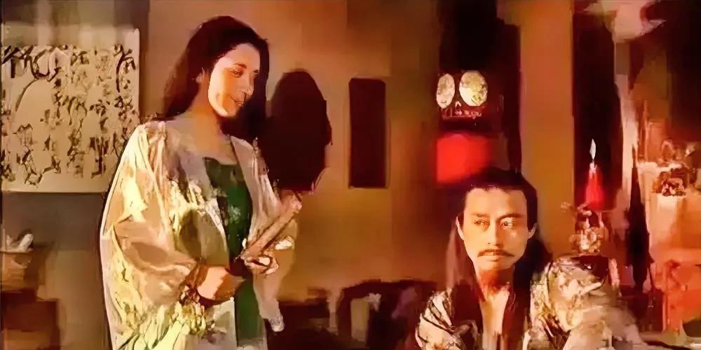 1856年10月夜晚，房中韦昌辉终于是撑不住败下阵来，洪宣娇一巴掌拍了过去，嗔怒
