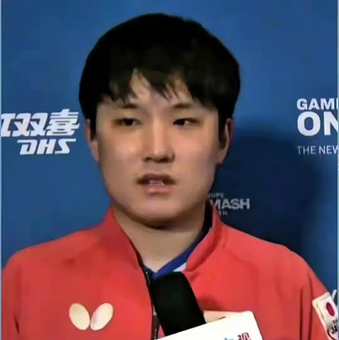 大家注意！张本智和又为医疗暂停找了借口！
这次张本智和赢球，
并没有到处吼叫！