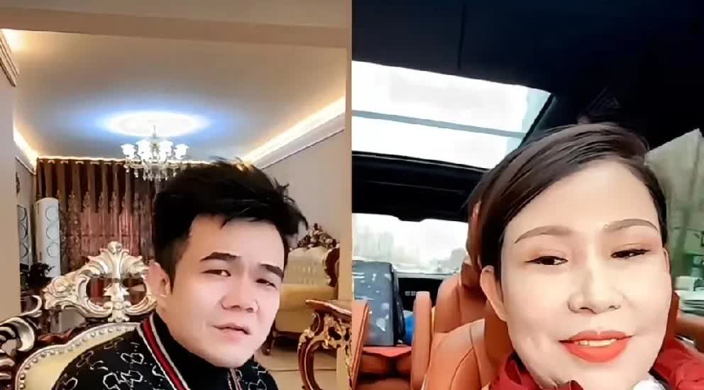 驴姐开口借钱，小胖拒绝！

         驴姐说从小受到的父母教育是“对