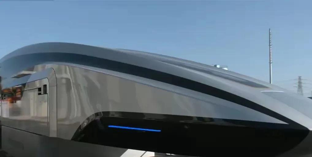 长客研制的600㎞/h的磁悬浮列车正式亮相，引起全网点赞，这就是长春科技实力与底