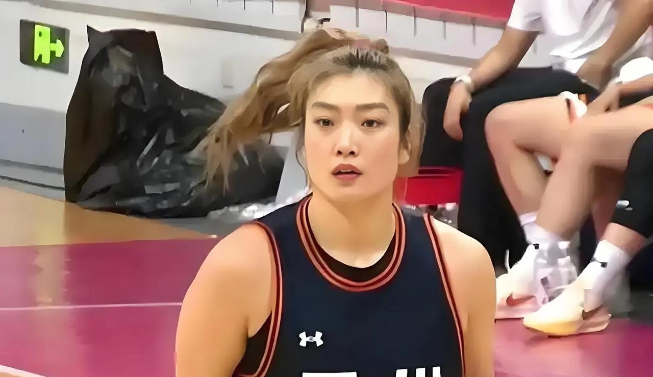 堡垒都是从内部攻破的
中国女篮是一支很有实力的优秀的队伍，为什么会输给日本队，无