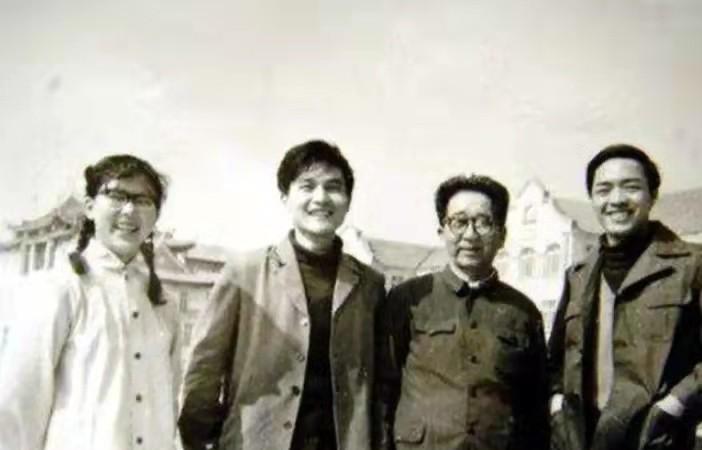 81年郭汝瑰探望杜聿明，忍不住发问：当年你为什么硬说我是共产党
“1981年5月