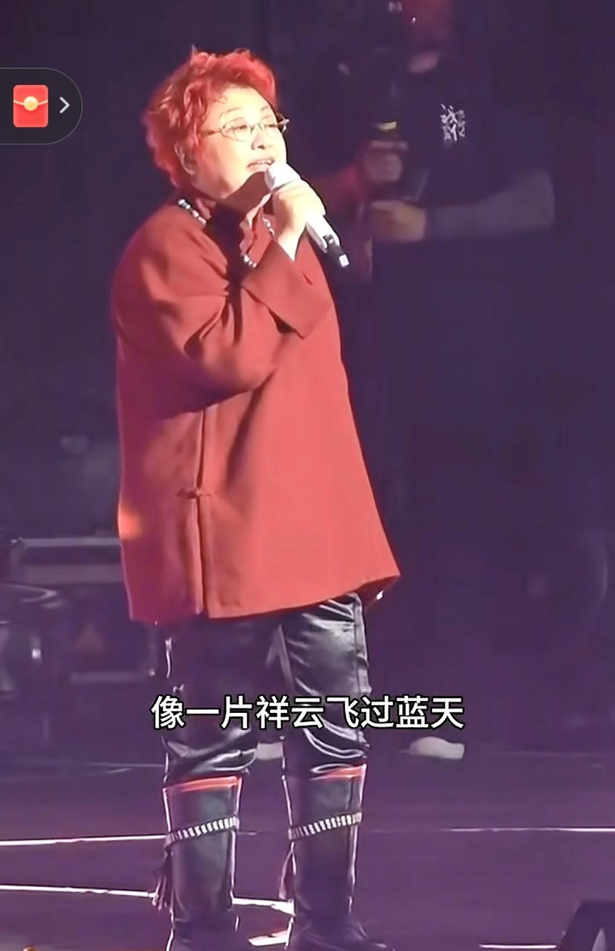 真正该追的明星，就该是韩红这样的！
她的嗓子像被天使吻过，一开口便是“天籁之音”