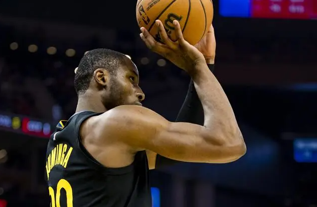 NBA记者Brett Siegel撰文谈到了市场上的一些情况，其中一部分谈到了库