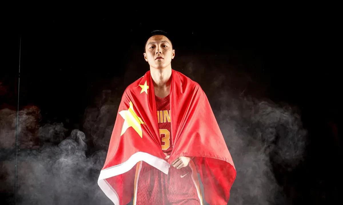 郭指导有点欺负新人！王俊杰一次错误被弃用，有人一直在犯错却打了29分钟
男篮亚洲