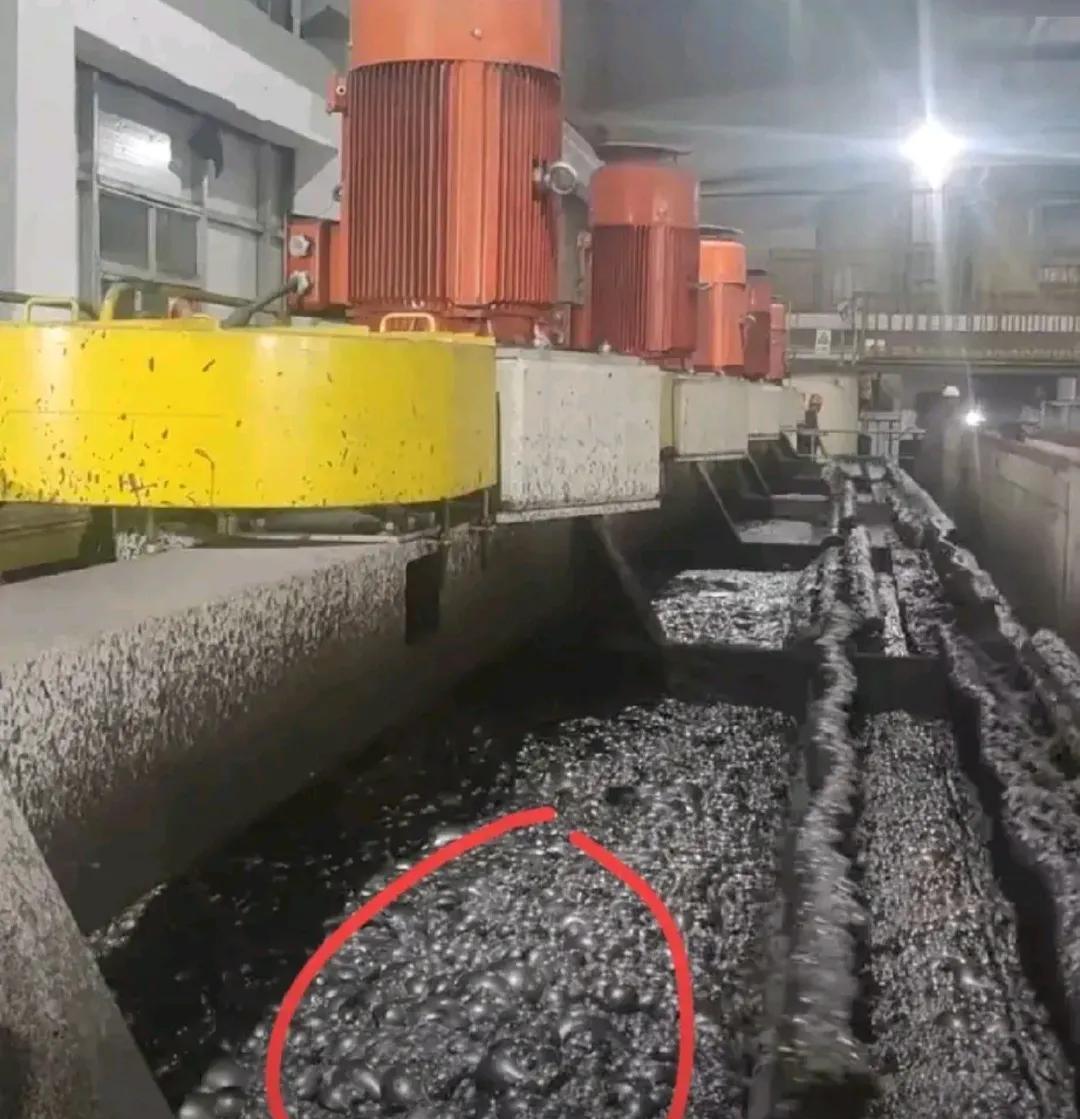 一起事故的影响，将是深远的！
东北大学遇难六个学生，背后是六个家庭陷入无尽的悲痛