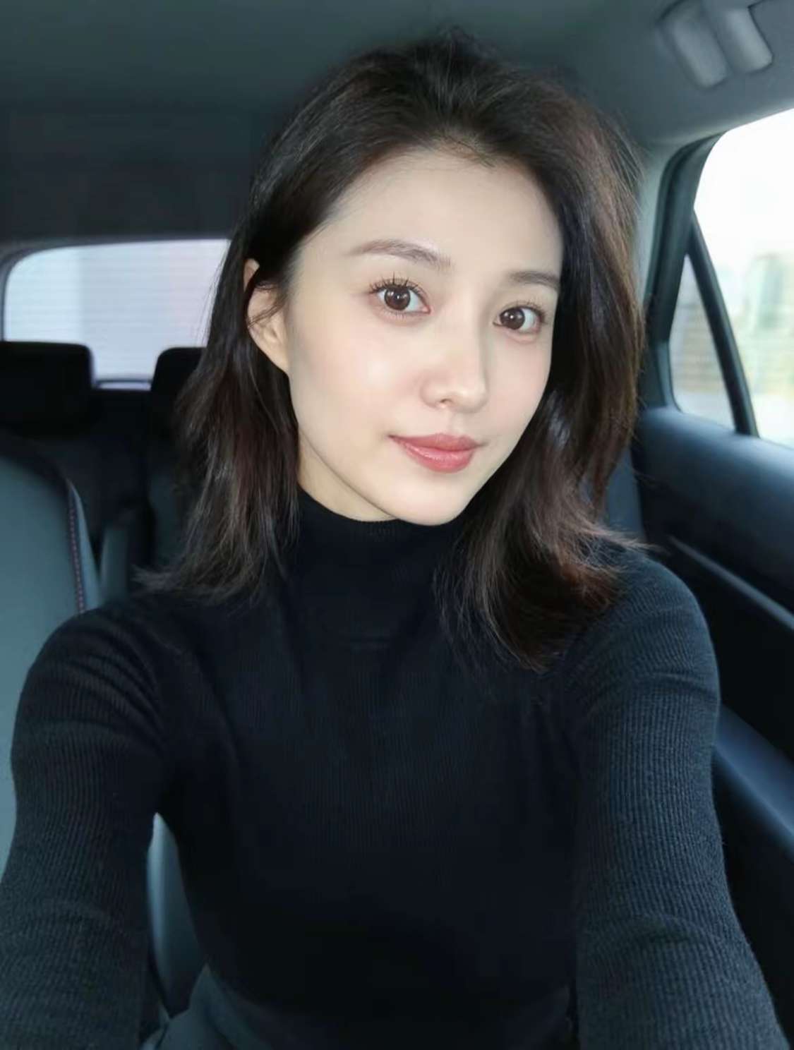 天塌了，怀孕两个月发现自己是小四，男朋友原来家里有个女朋友的，那个女孩18岁跟着