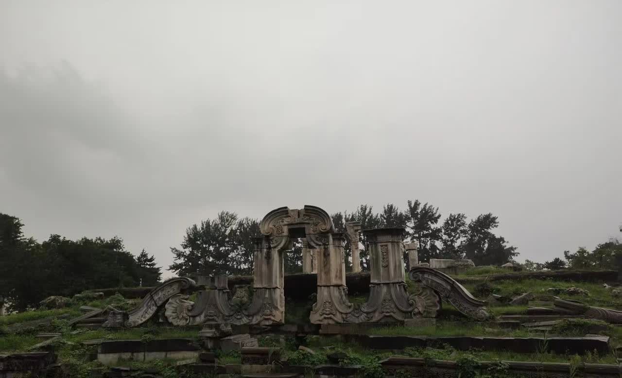 婚姻的本质是—精准地找到自己的报应

父母结婚近37年，母亲性格软弱，但贤惠