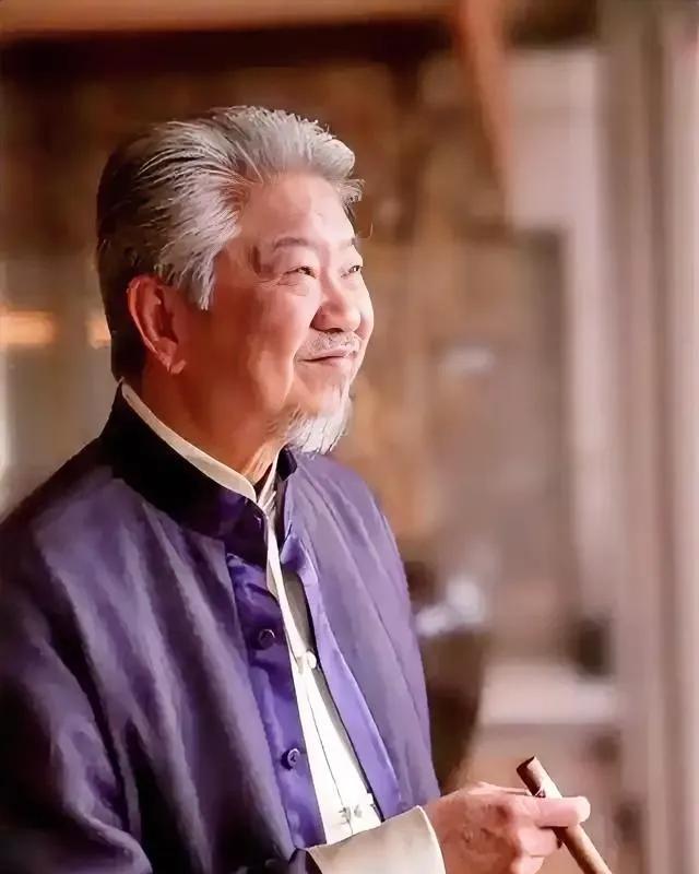 蔡澜算不算才子？
其实蔡澜不是什么