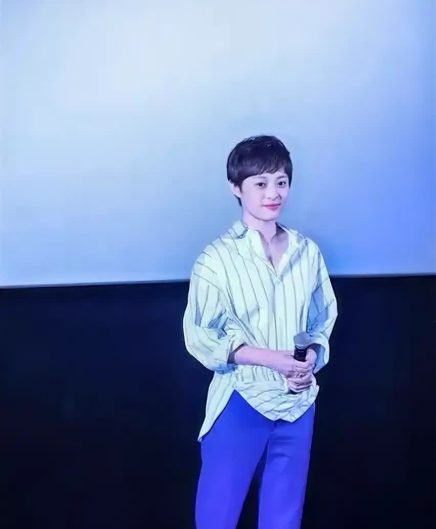 当代中生代十五大女演员:
1.第一：殷桃

2.第二：孙俪

3. 第