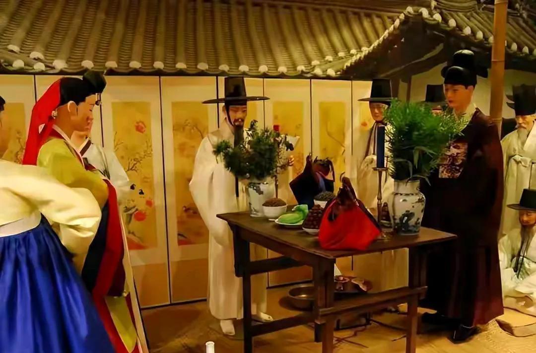 韩国网友炸锅了：为啥祖宗没打服中国？甩出“檀君统治幽州”，自己人都看不下去！ 他