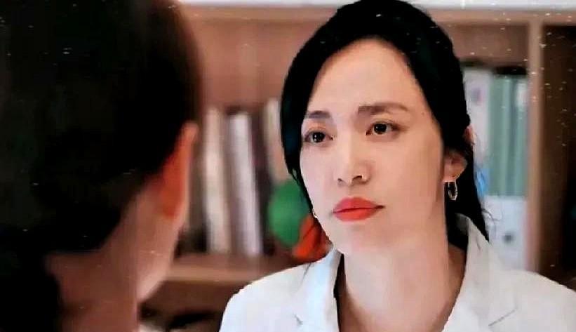 大家千万不要去看《以美之名》了！
说实话，这部剧里的演员表现真的挺让我意外的。