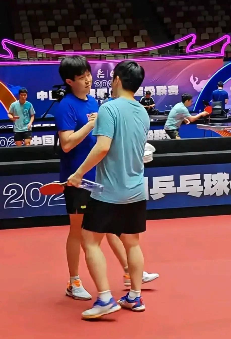 黑粉做梦也不会想到是这个结局，
盼了这么长时间本以为可以喷了，
没想到王楚钦和樊