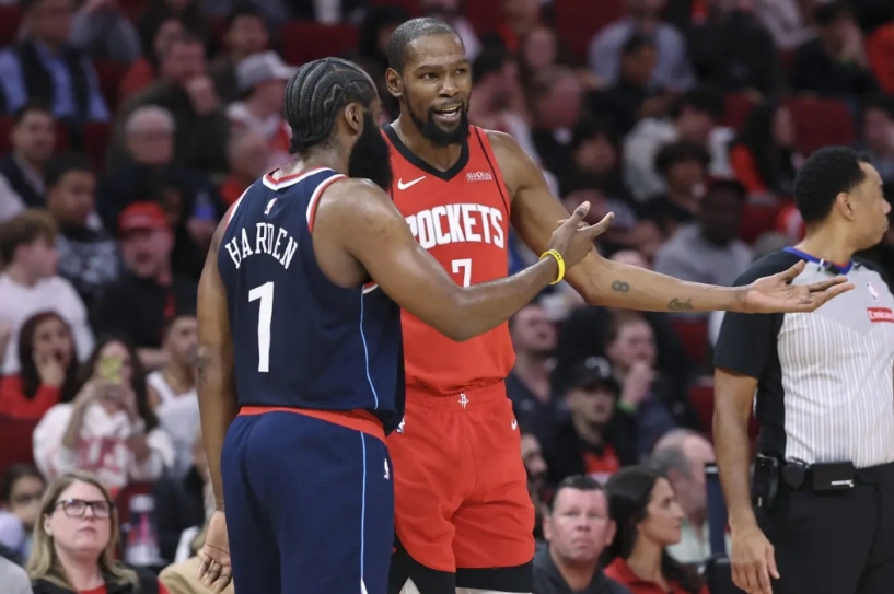 教练长点心吧，本赛季最累的两位老将非杜兰特和哈登莫属！

1、杜兰特——37岁，