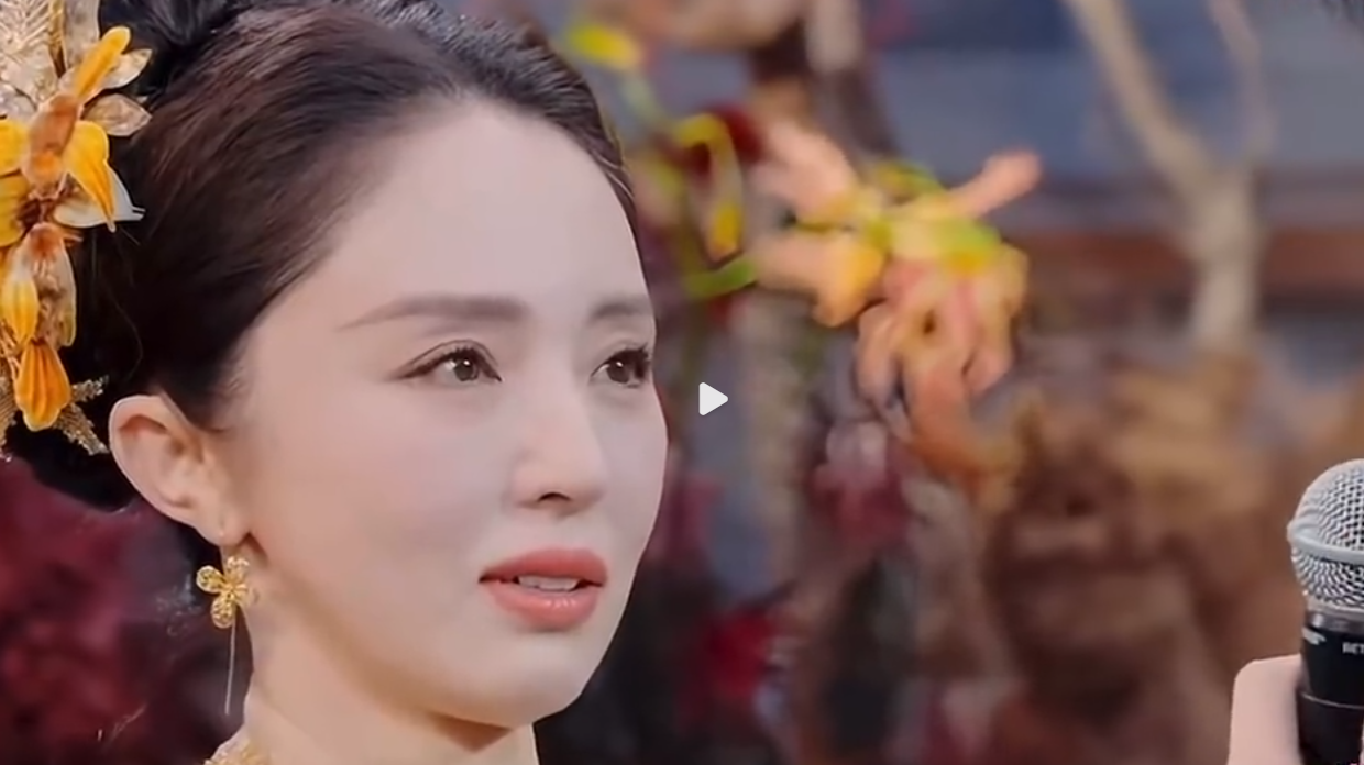 最戳人的，不是张维伊娶了董璇。
也不是他比董璇小整整九岁。

真正让人佩服的是，
