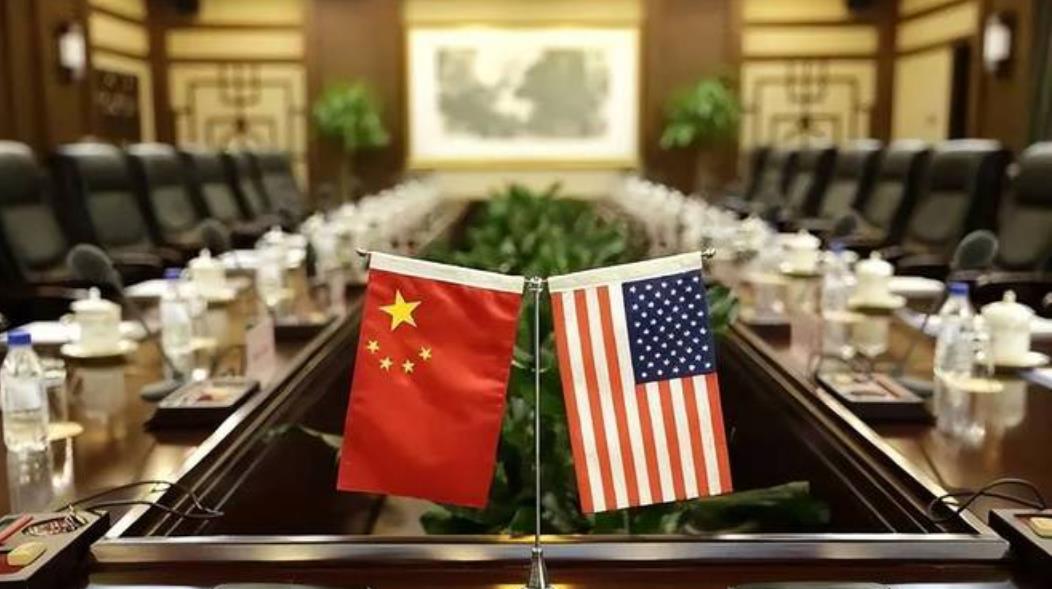 中美“双超”时代真的来了，只有中国能让美国低头谈判！德国选择党领袖韦德尔直言，历