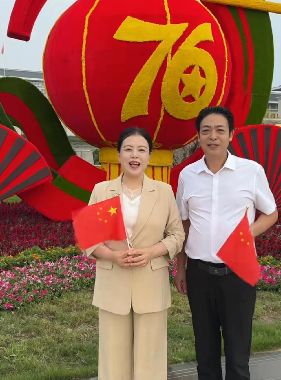 柴桑大姐：他们做这些都是故意的，用心险恶啊！
柴桑大姐直播时讲述：这几天的乱像都