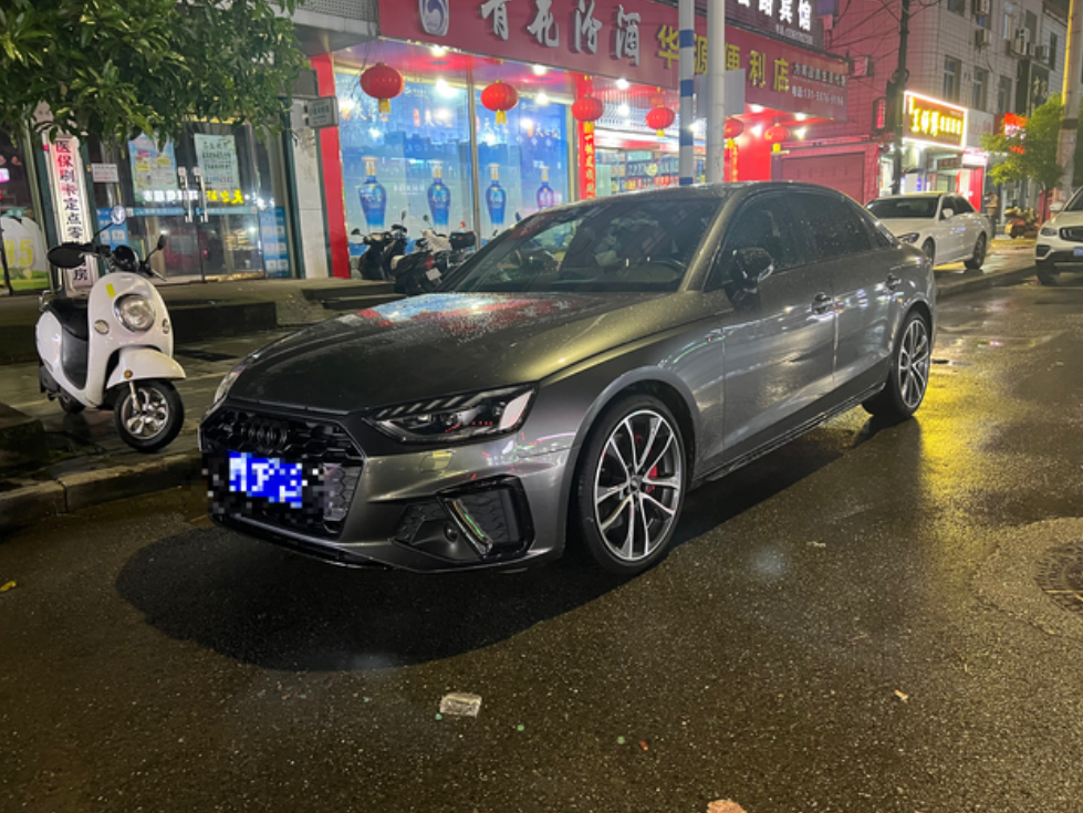 下定决心上了22款奥迪45a4l
年少时候一直有个蓝天白云梦，宝马 330以前买