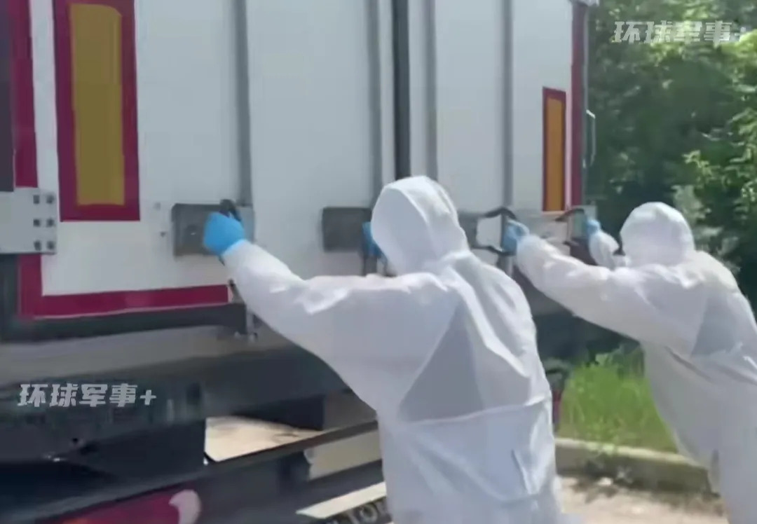 乌克兰拒收遗体只为省钱太寒心











战场上流血牺牲，死了连回家都