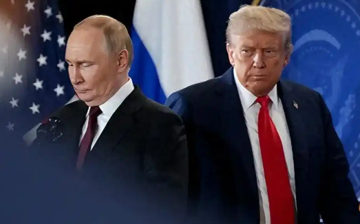 美俄关系彻底决裂！特朗普将对普京出手，生死狙击开启，实施翻脸斩首式行动…