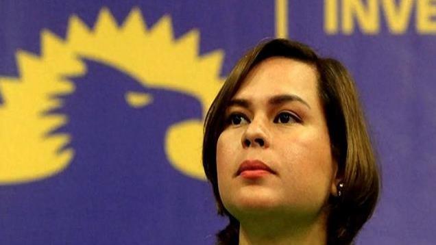 小马科斯送前总统上审判台，杜特尔特插氧气管，菲军民齐声抗议