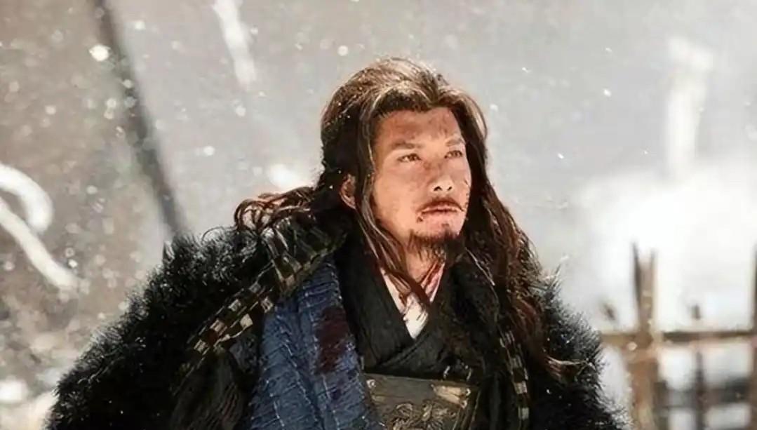 枭雄者成王败寇，
普通人油盐柴米；
富商大贾风花雪月，
才子佳人戏水缠绵。
吾辈