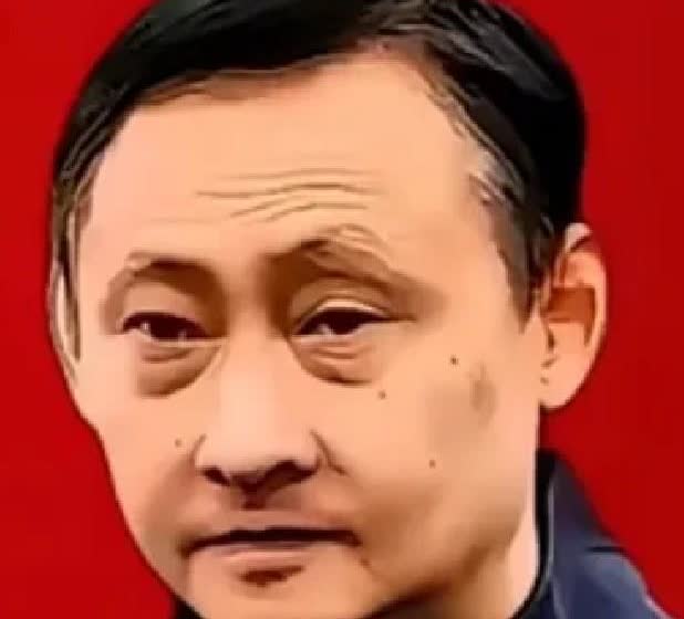 张本智和赢球蹦上裁判桌，嗓子喊劈了，全场骂他丢人？  

你看到的是发疯，我