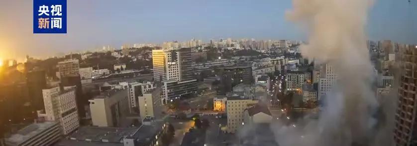 当地时间8月28日，基辅遭遇大规模空袭，这一悲剧已造成18人死亡，其中4人还是儿