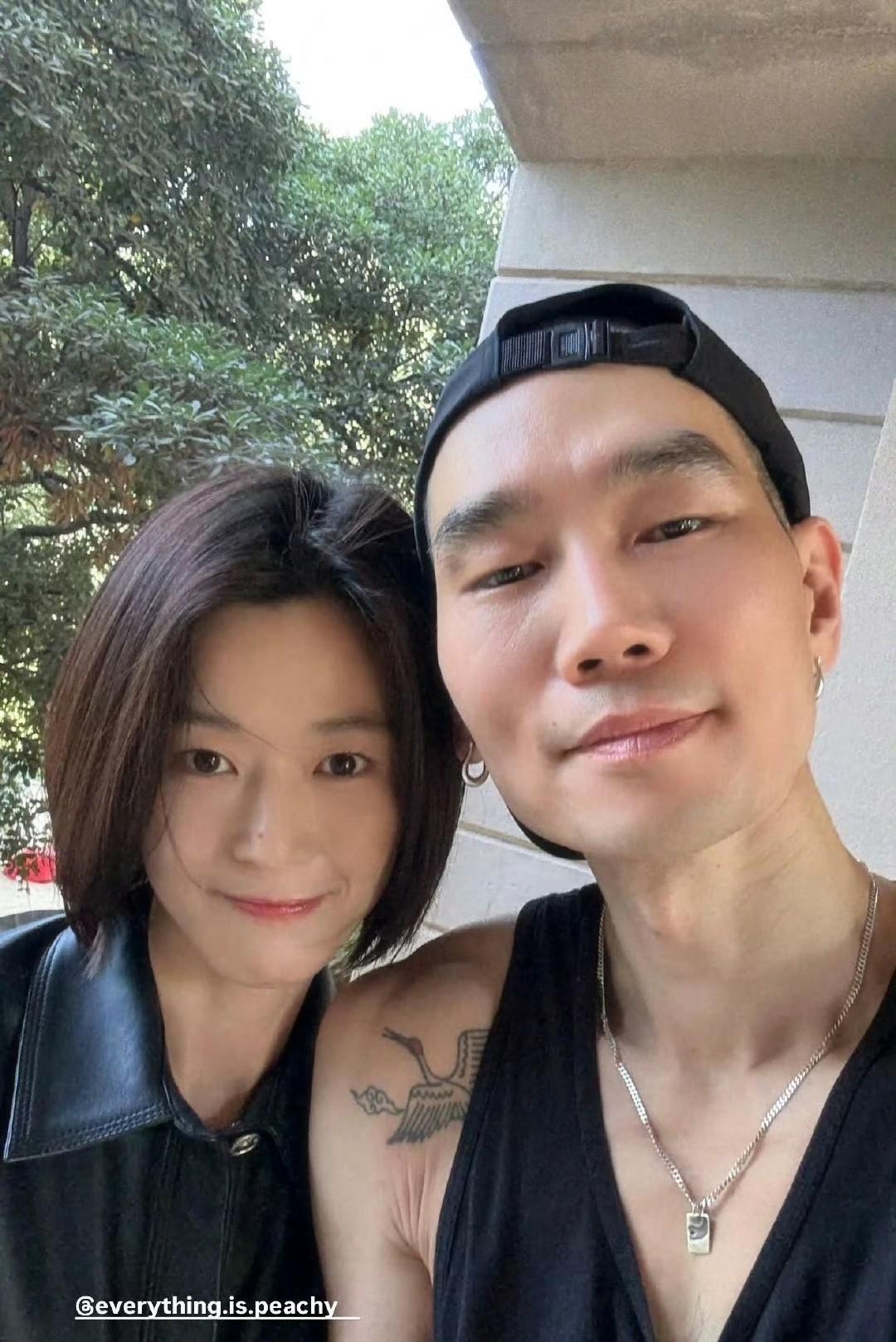 还真是没见过全智贤这么嚣张的女明星，网友说她之所以这么硬气是因为嫁了个又帅气又是