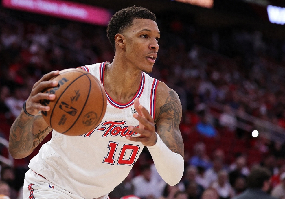 NBA常规赛，火箭129-101大胜爵士，乌度卡赛后接受了媒体采访。
谈到小贾巴