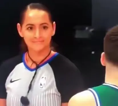 NBA季后赛裁判安排对湖船影响的数据解析
裁判福斯特执法记录分析
詹姆斯生涯在福