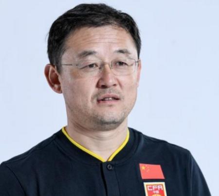 为什么孙继海青训公司会起诉小球员张卓毅的母亲266万元？
之前嗨球青训小球员张卓