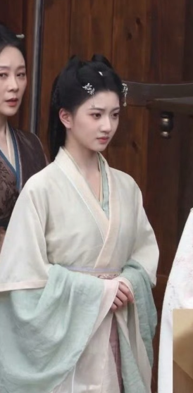 什么？连景甜平替都有了！内娱补货速度太快了