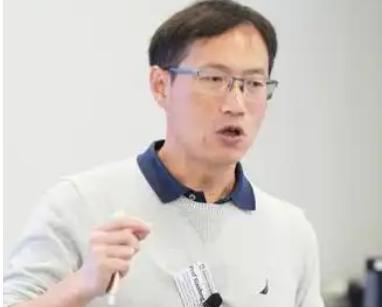 美国重启“中国行动计划”？投奔美国26年的中国专家王晓峰，突然被FBI带走调查，