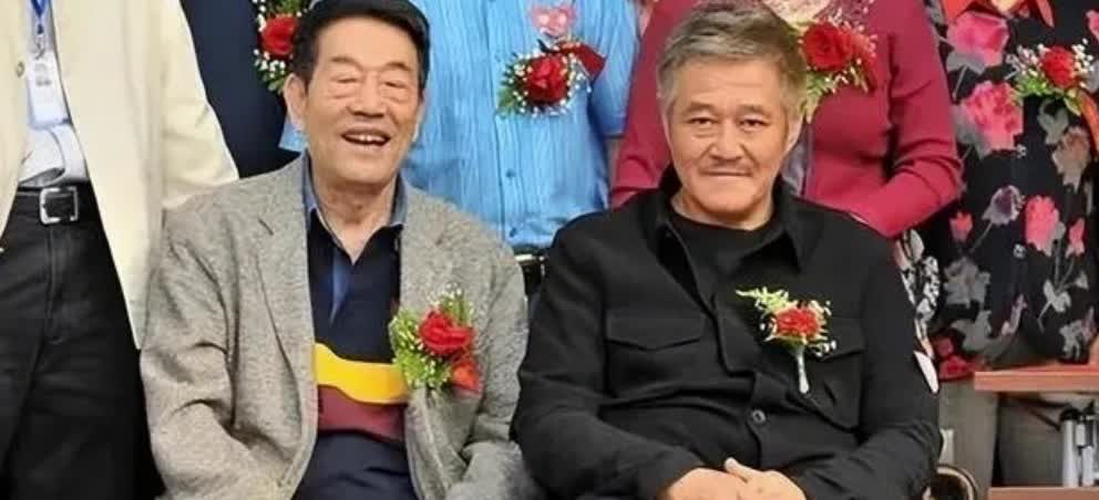 杨少华的大半辈子都很贫困，像马三立、侯宝林、常宝霆等这些相声界的大腕都曾提携帮助