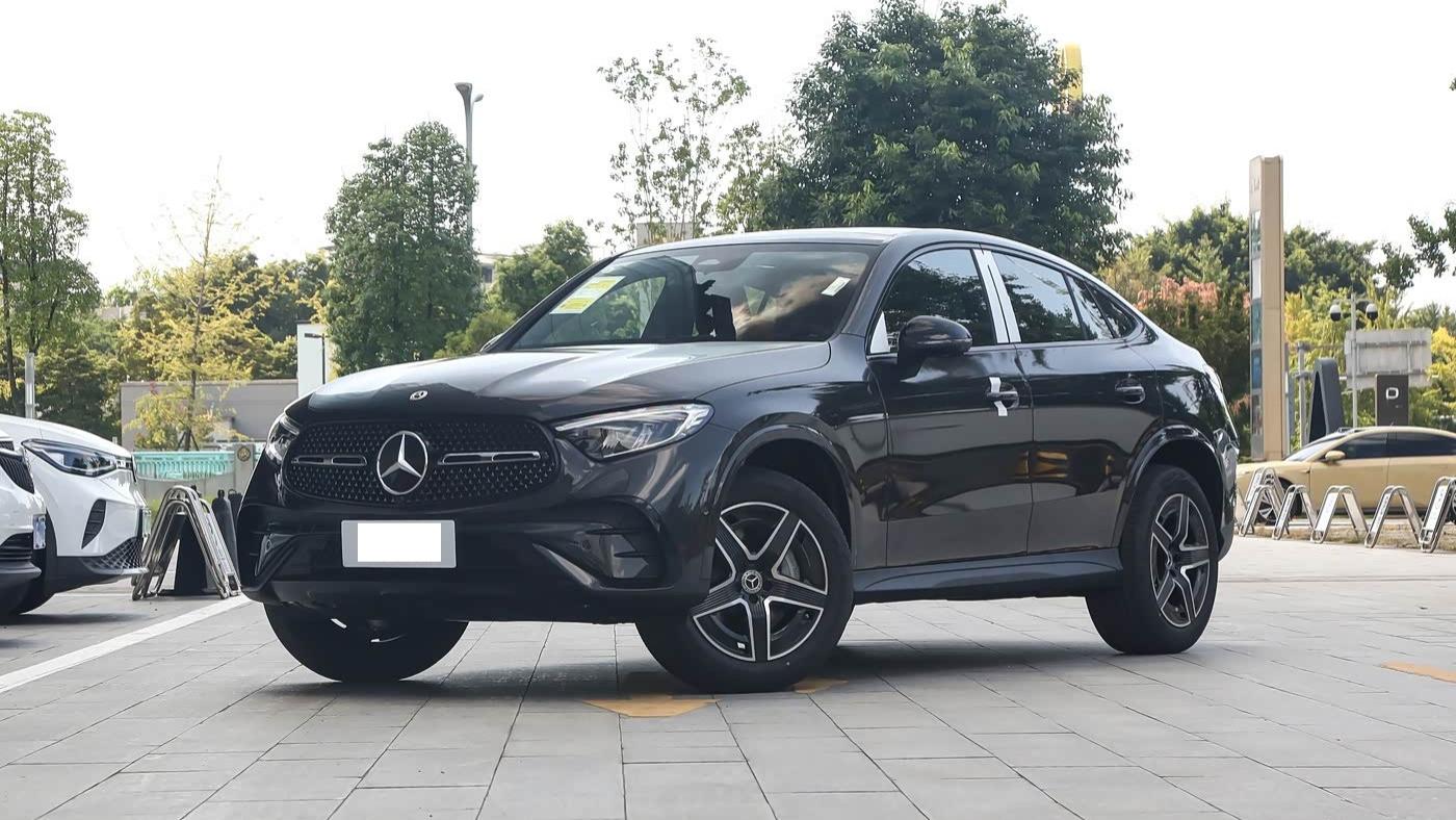 2026款奔驰GLC轿跑上市！运动套件加持更炫酷，搭载2.0T轻混+9AT