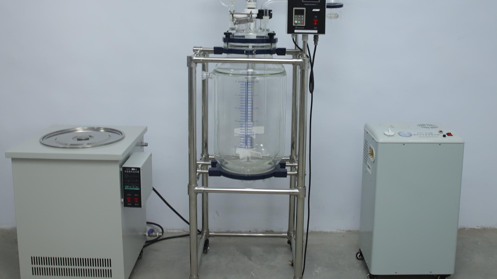 双层玻璃反应釜在真空反应中的应用及注意事项