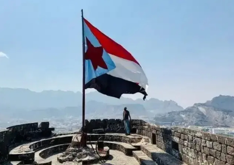 老美这次要栽跟头了！
这次在也门，面对胡塞武装，不仅丢失了自己在红海的航线不说，