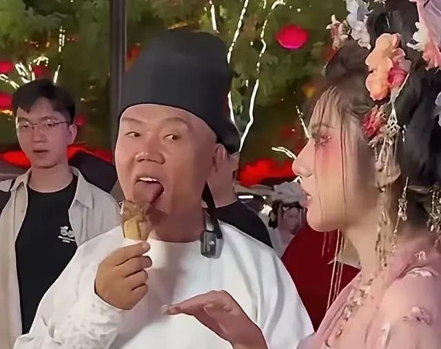 传神之作
艺术来源于生活且高于生活