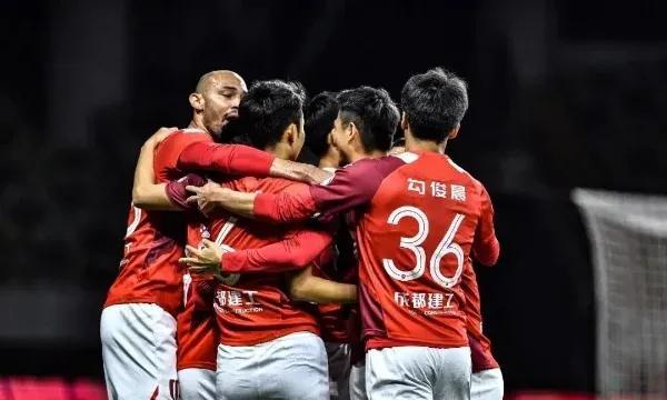 蓉城，蓉城！今夜为你歌颂！
为中国足球正名！成都蓉城好样的，3球直接把泰国亚军踢