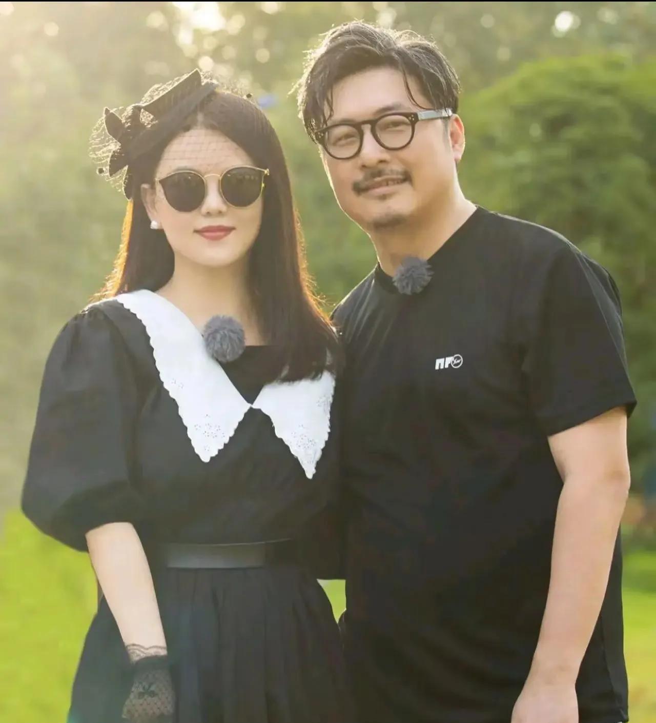 终于明白了！
为啥当年李湘要跟王岳伦离婚了！
原以为是感情淡了、三观不合，可没想