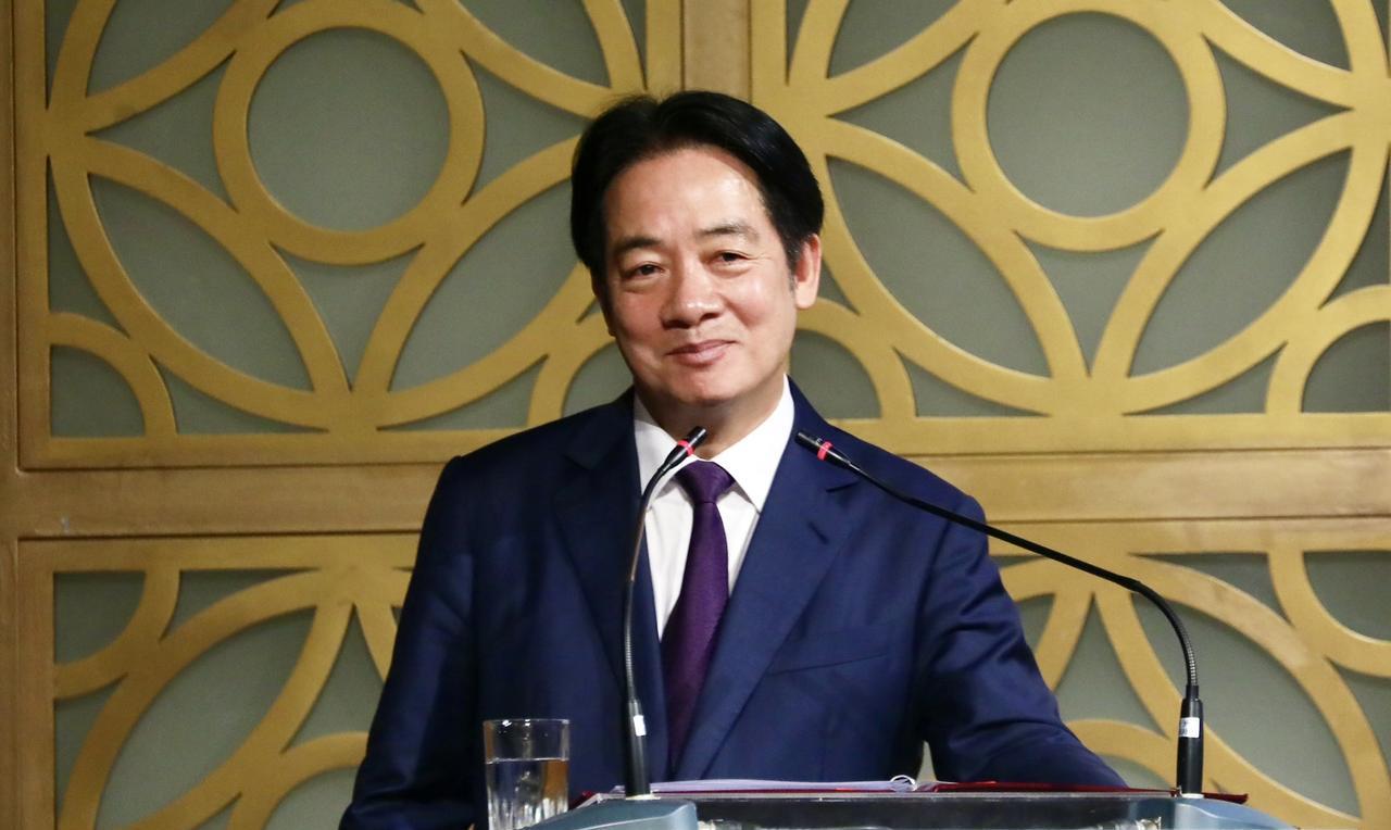 【赖清德鼓吹“朝野”团结“反共”】尽管遭到国台办发言人千字长文的点名批评和严厉警
