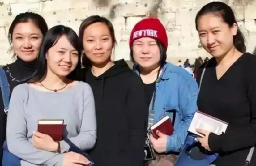接受采访时，金锦还动情地讲：“……从小我的爷爷就告诉我：‘一定要回到故乡以色列去