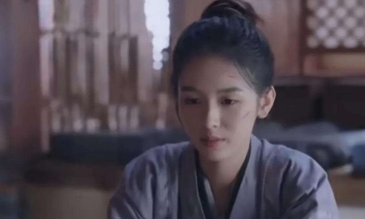 这样的打扮，
真的让人发现不了是女人吗？
我真的不相信，
明眼人一看，
就知道是